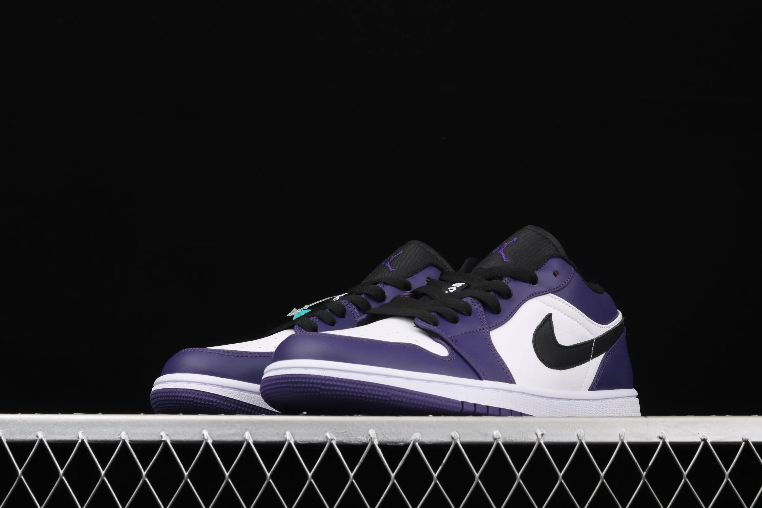 All Categories Air Jordan Jordan Series Basketball Shoes Air Jordan 1 Low New Version Air Jordan 1 Low AJ1 Joe 1 Low Top Leather Grape Purple 553558-500